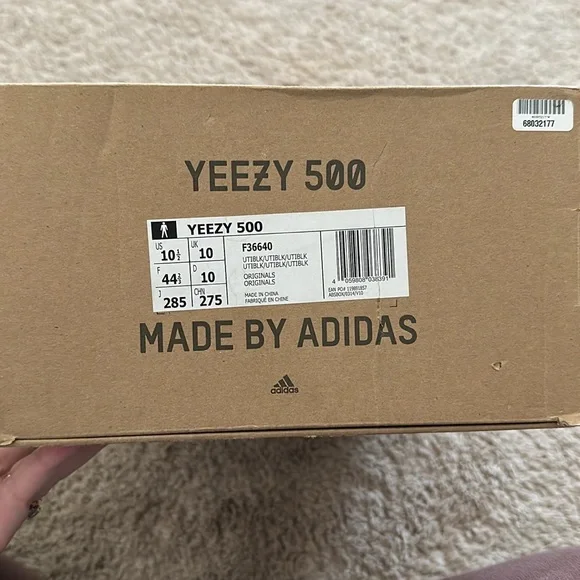 Yeezy 500 - Picture 5 of 5